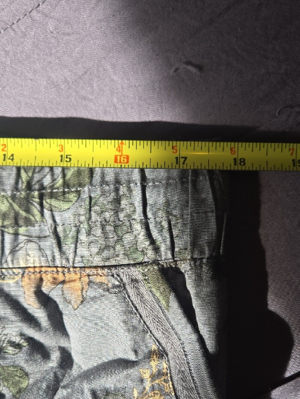 Democracy Gray Green Floral Cropped Cargo Pants with Peach Accents - Picture 6 of 8